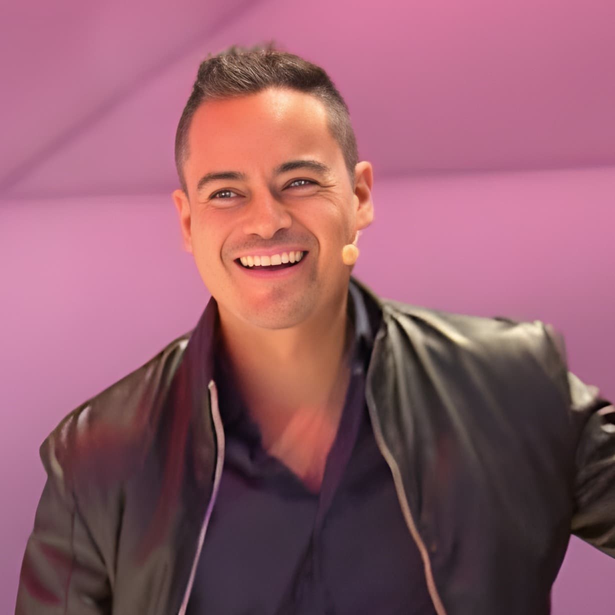 Nikos Acuña